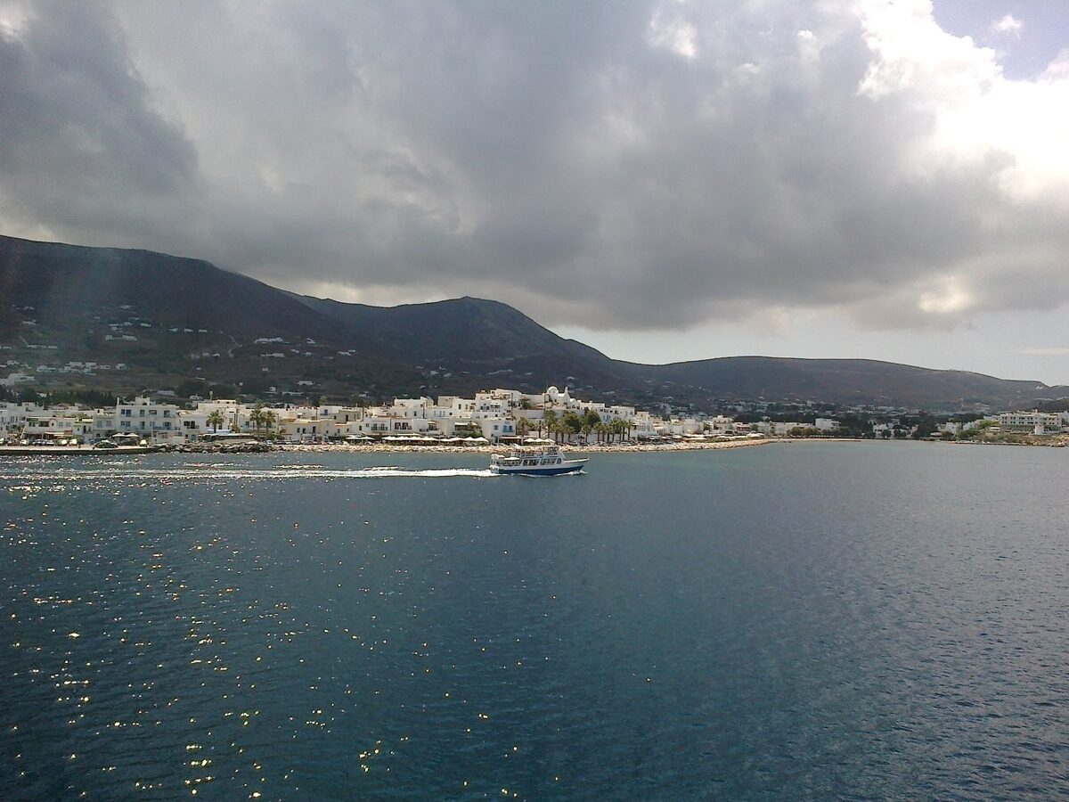 Ansicht von Paros – Paroikia
